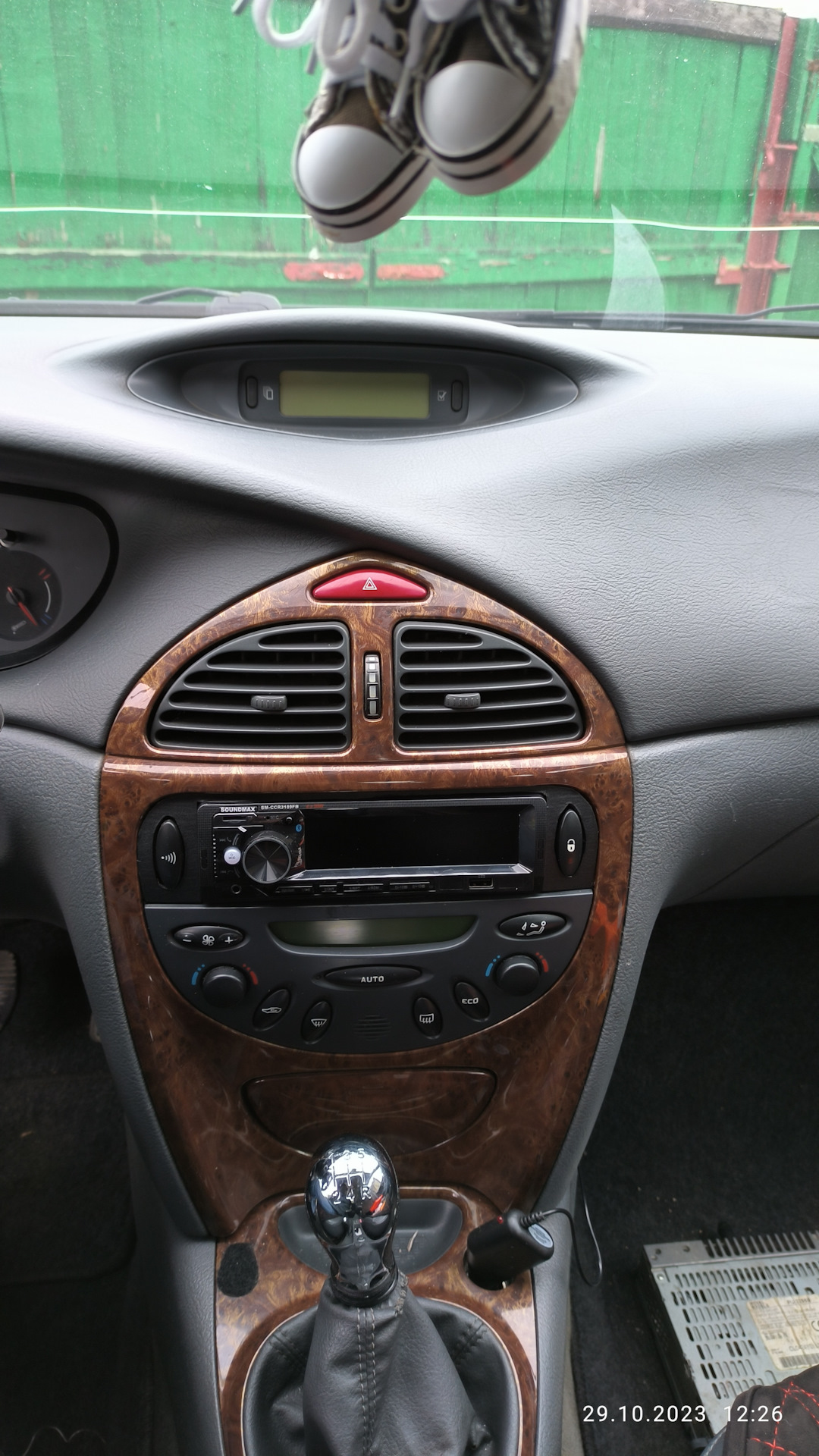 Магнитола — Citroen C5 (1G), 2 л, 2002 года | аксессуары | DRIVE2