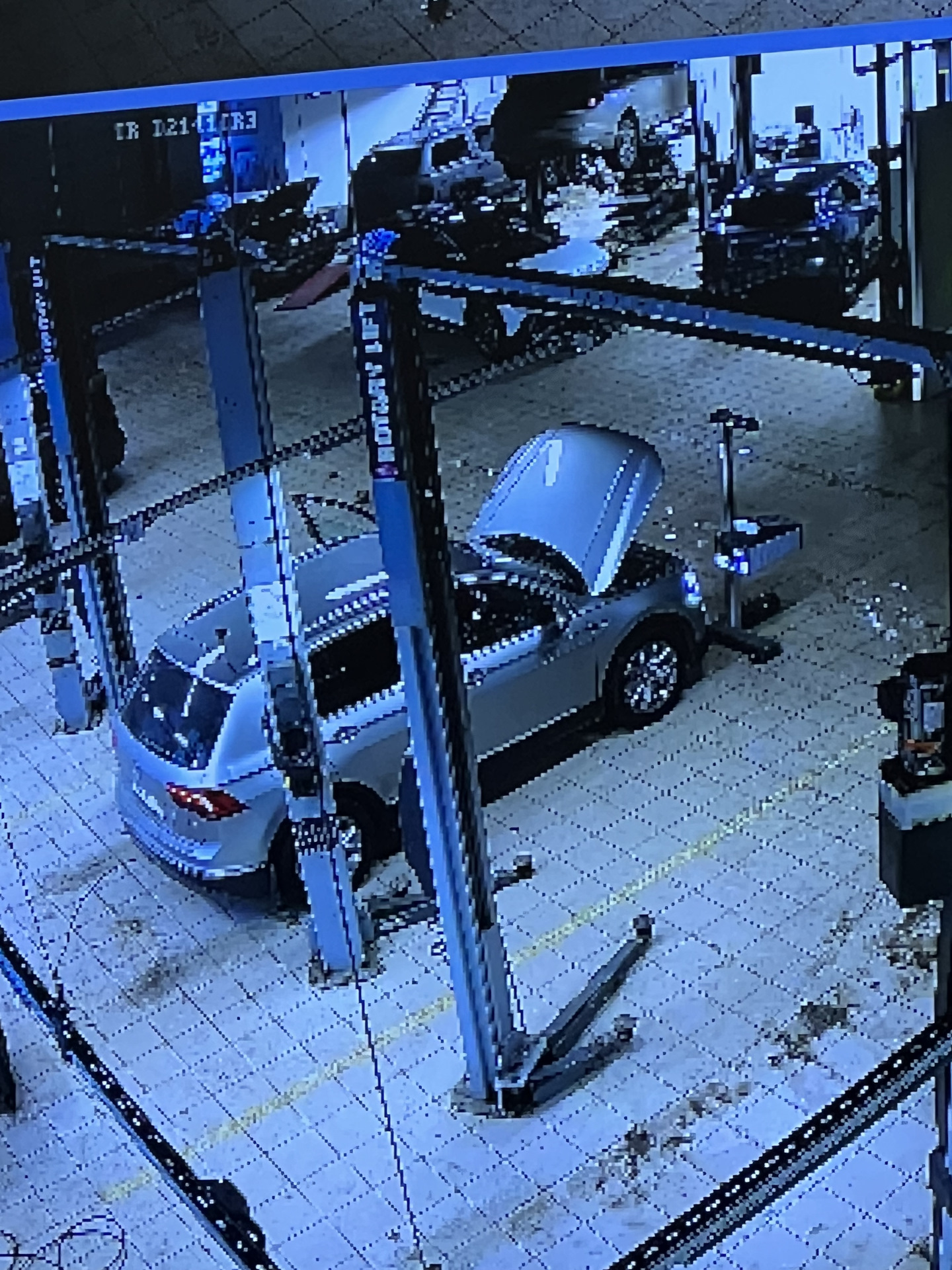 Регулировка света фар — Volkswagen Tiguan (2G), 2 л, 2017 года | визит ...