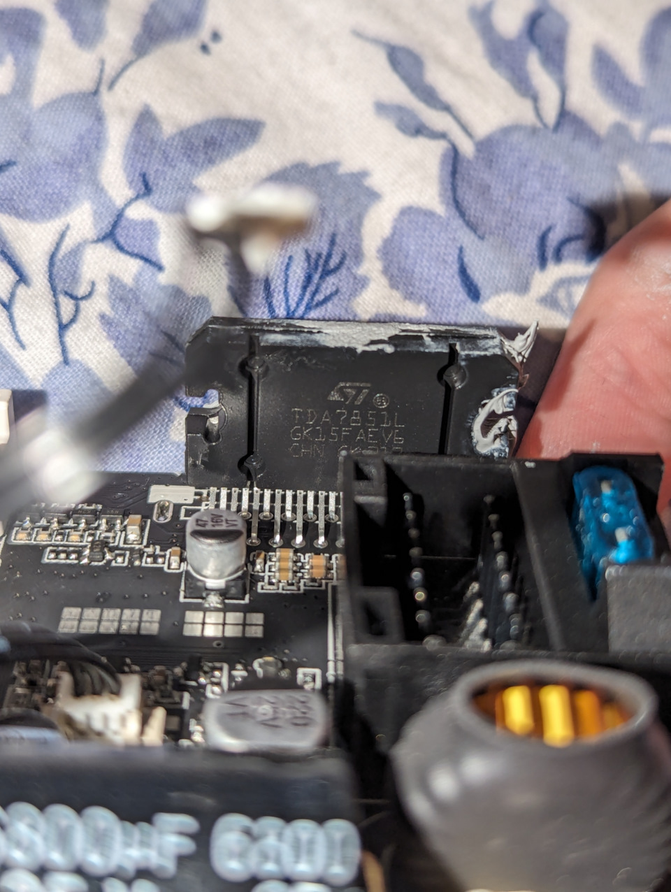 Разборка ГУ Teyes CC2 Plus. — Nissan Almera Classic (B10), 1,6 л, 2008 ...