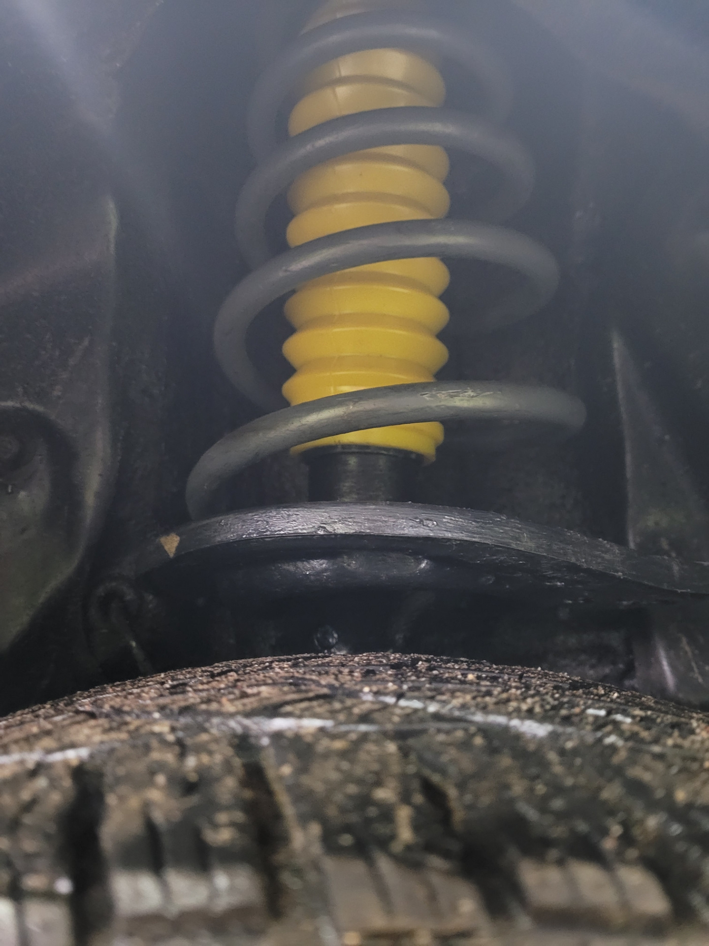 Задние пружины и пыльники амортизаторов… — Toyota Camry (XV40), 3,5 л ...