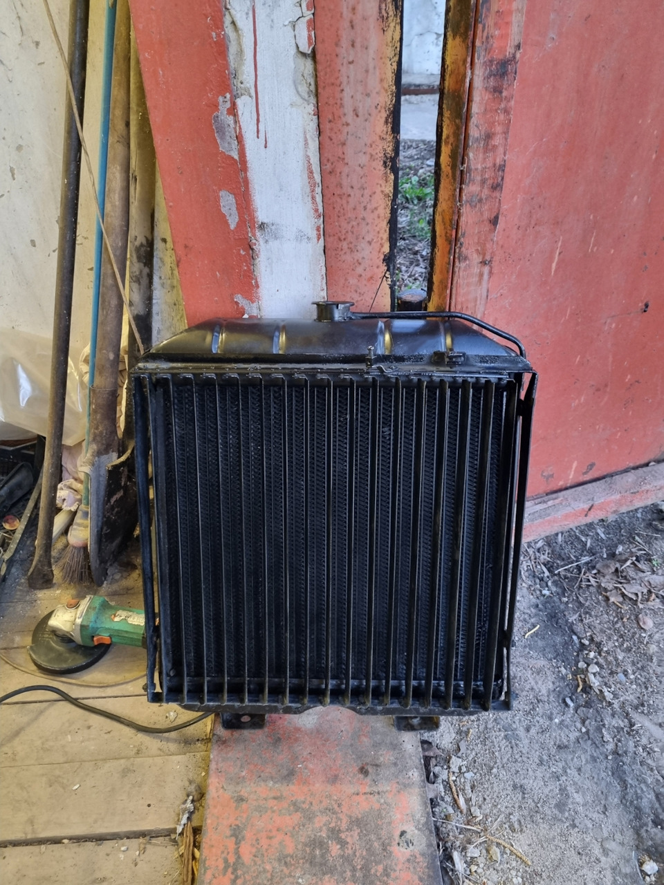 Пайка радиатора — ГАЗ 21, 2,4 л, 1960 года | поломка | DRIVE2