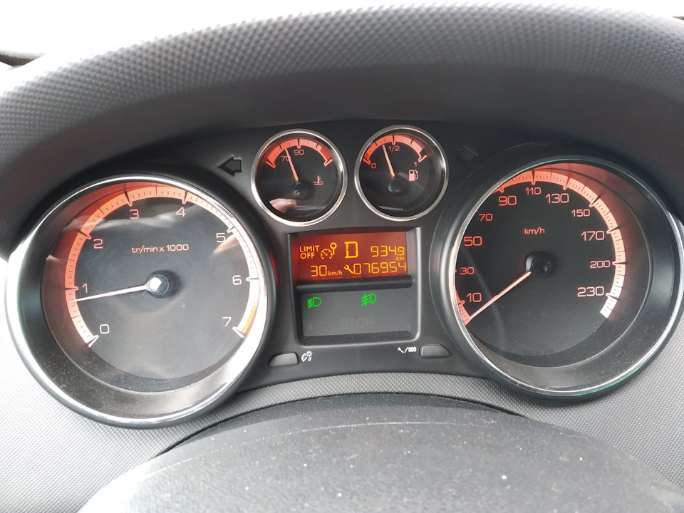 _Очередное ТО 77т.км., масло+фильтра_ — Peugeot 408 (1G), 1,6 л, 2013 ...