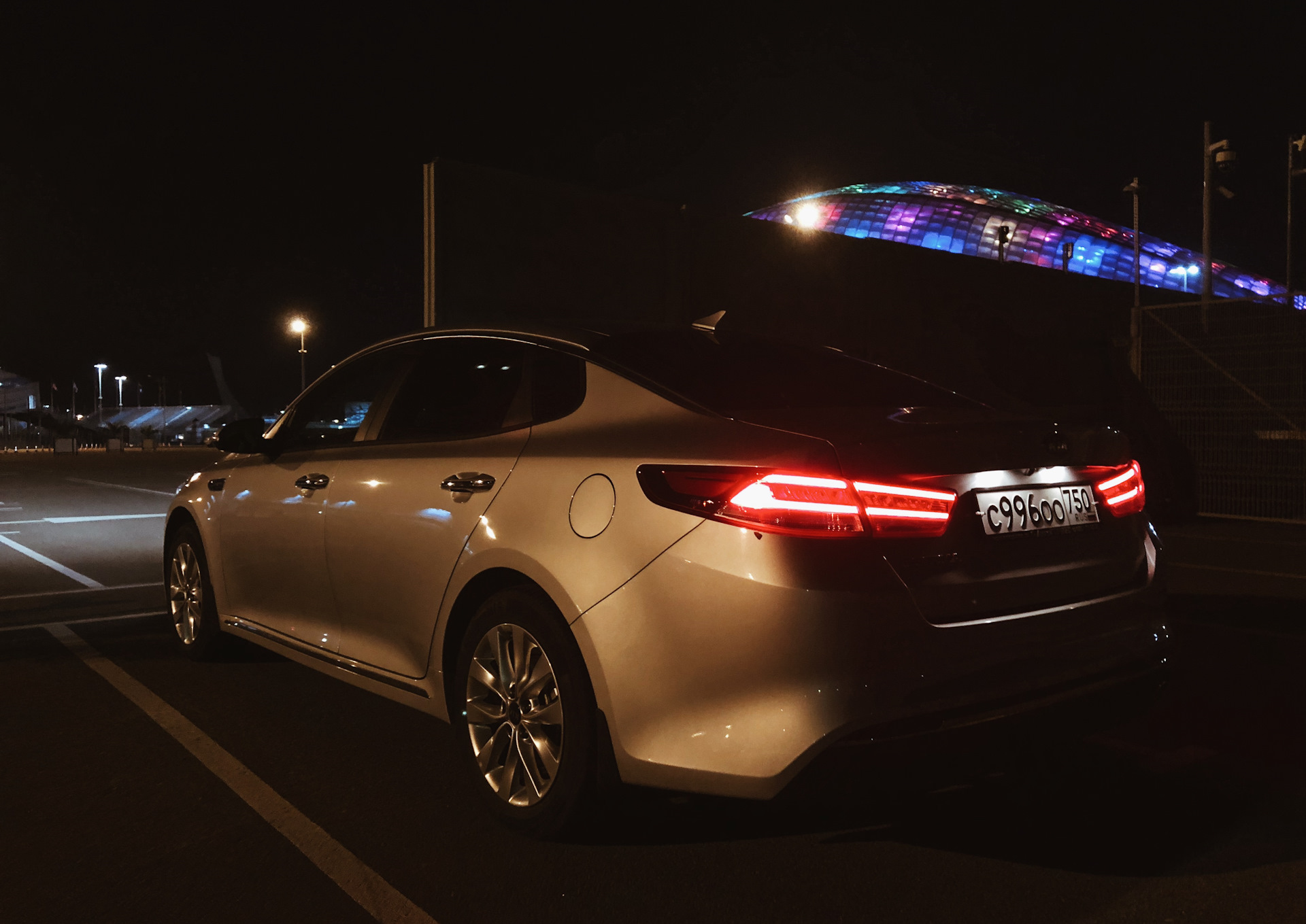 Фотосессия Сиденыша - KIA Ceed (2G), 1,6 л, 2012 года фотография DRIVE2