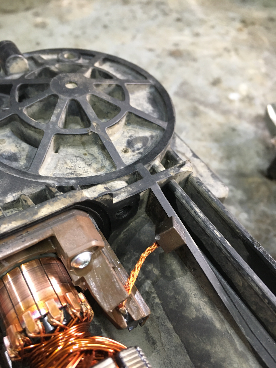 Ремонт изитроника — Opel Astra H, 1,6 л, 2005 года | поломка | DRIVE2