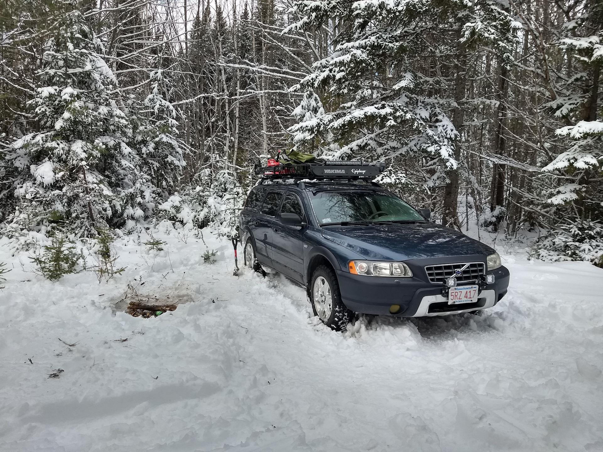 Распродажа антипогрустина в Чёрную Тяпницу — Volvo XC70 II, 2,5 л, 2005  года | покатушки | DRIVE2