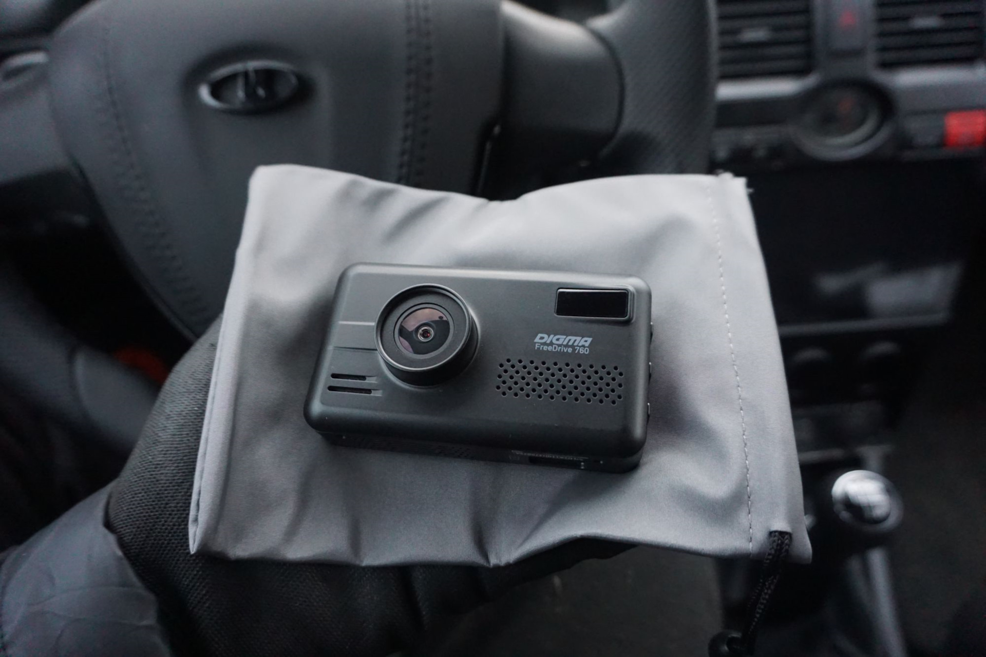 Бюджетное комбо устройство сигнатурного типа Digma FreeDrive 760 ...