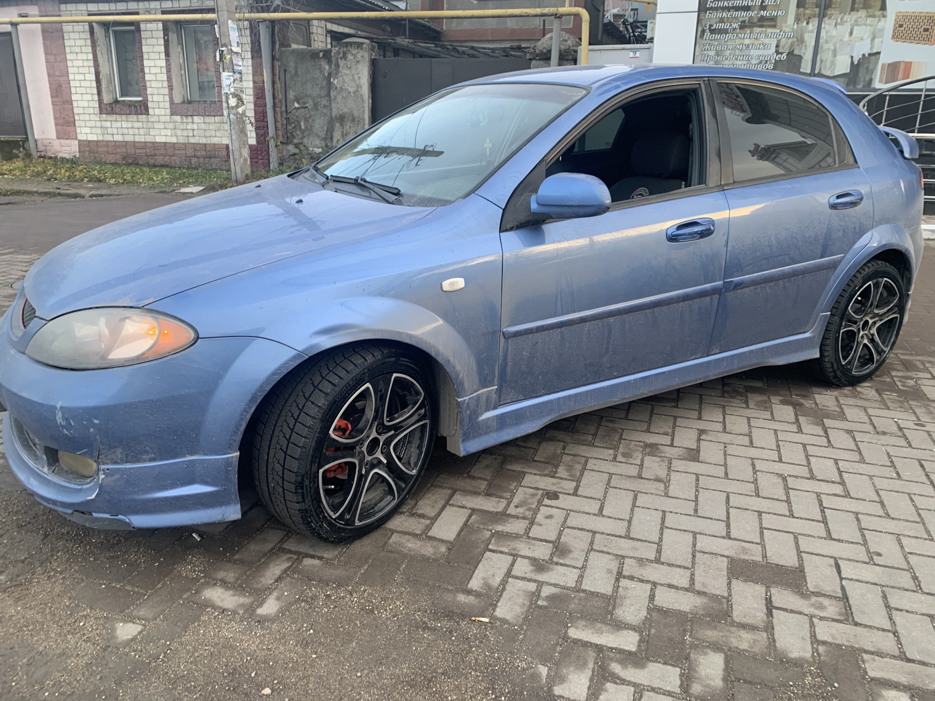 Какие колеса на шевроле лачетти хэтчбек. Какие колеса на шевроле лачетти хэтчбек. Диски r16 chevrolet lacetti хэтчбек. Какие колеса на шевроле лачетти хэтчбек. Lacetti chevrolet хэтчбек r17.