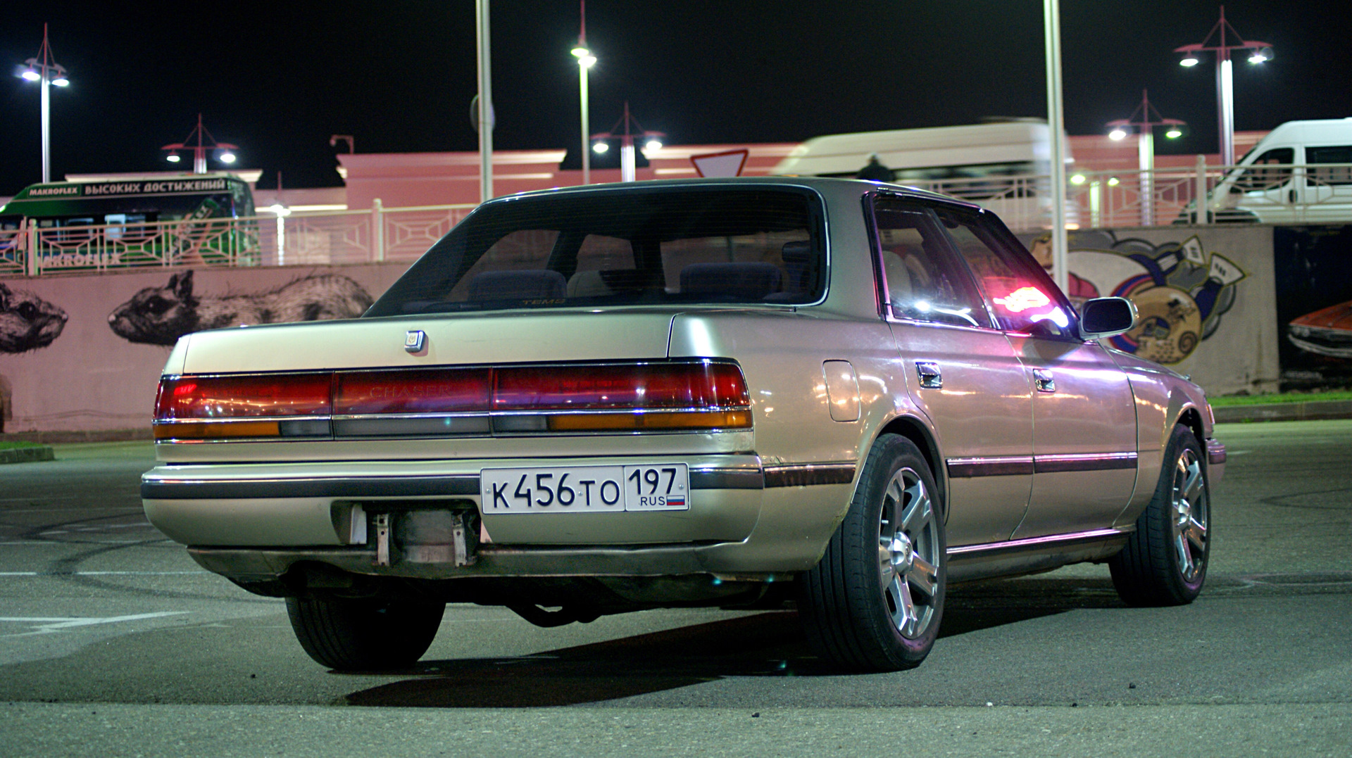 toyota chaser 81