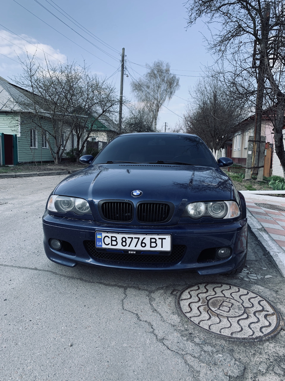 Значки БМВ, номерные рамки ledos — BMW 3 series Coupe (E46), 2,5 л ...