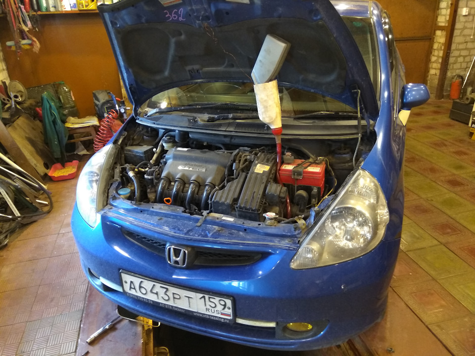 Замена масла в вариаторе, 270 300 км. — Honda Fit (1G), 1,5 л, 2002 ...