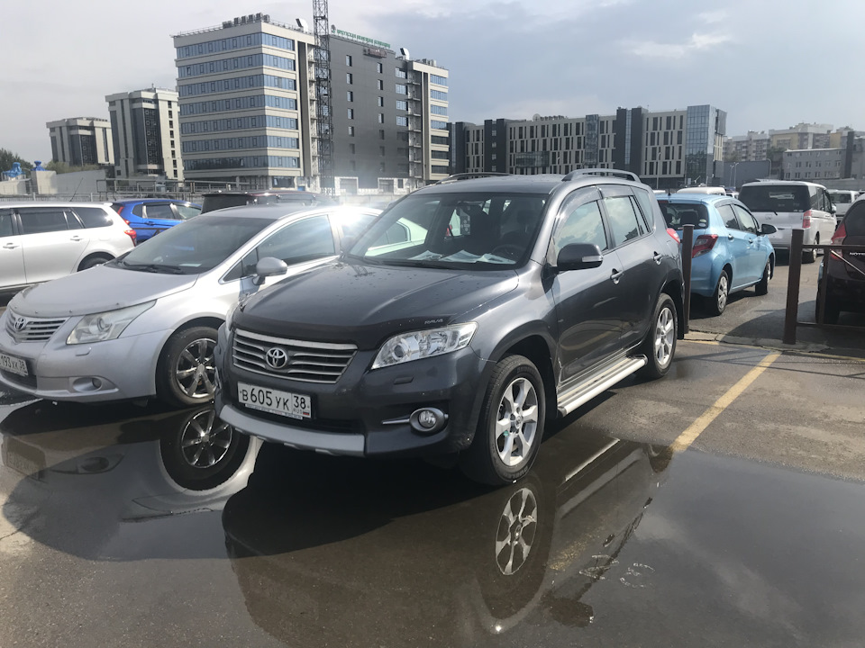 Фото в бортжурнале Toyota RAV4 (III)