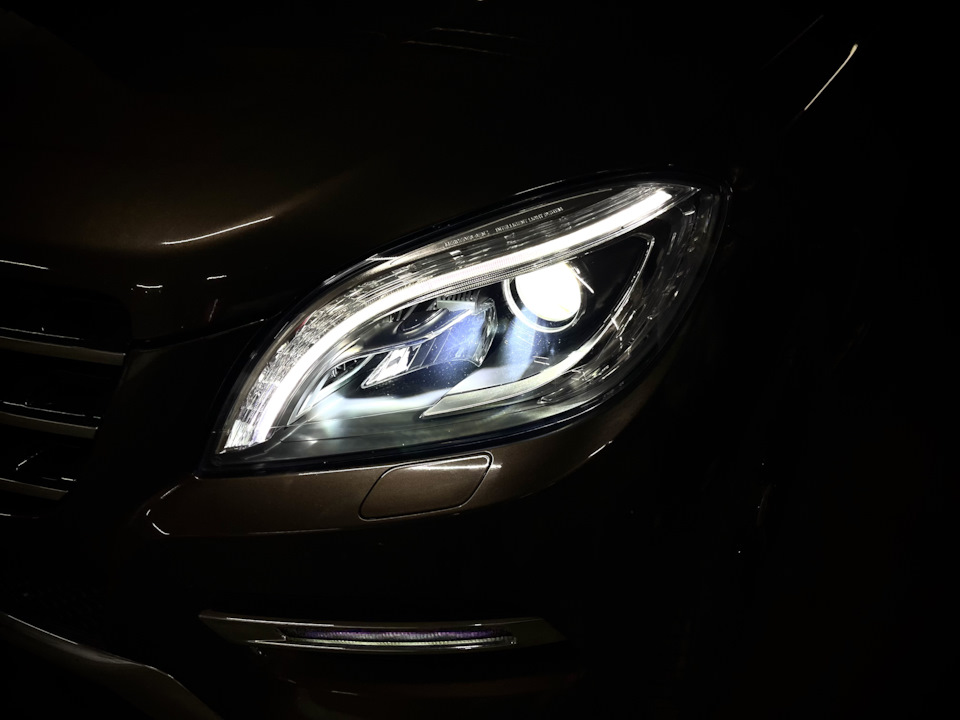 Mercedes ML w166 замена отражателей в фарах — 99svet на DRIVE2