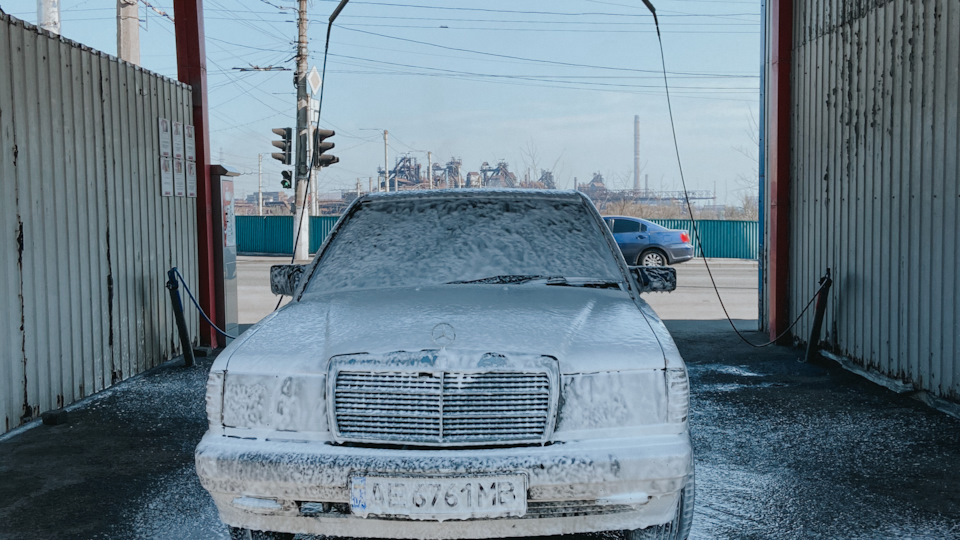 Перегорает предохранитель стеклоочистителя — Mercedes-Benz 190 (W201 ...