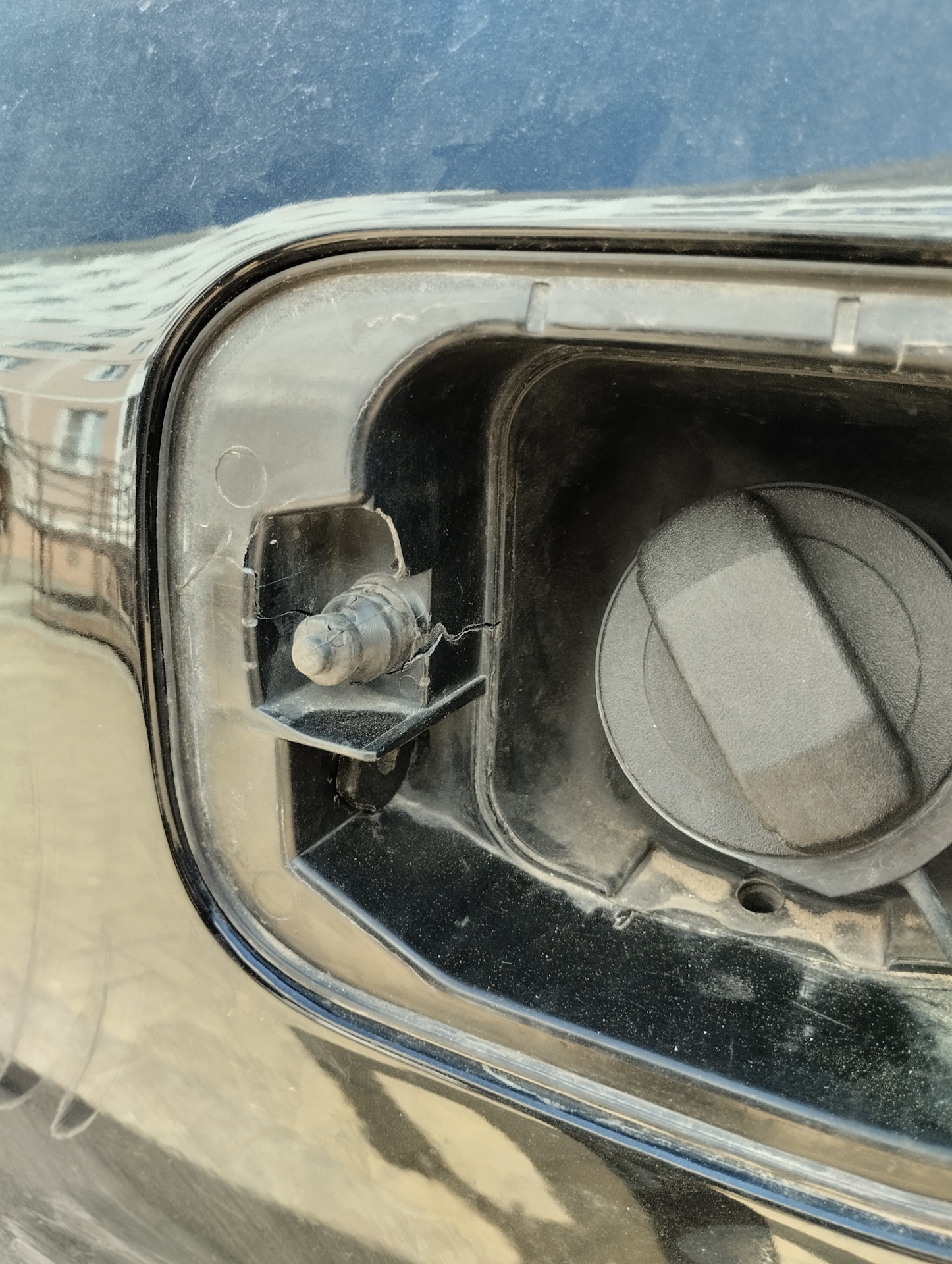 Казус на АЗС / замена ламп. — Skoda Octavia A5 Mk2, 1,8 л, 2012 года ...