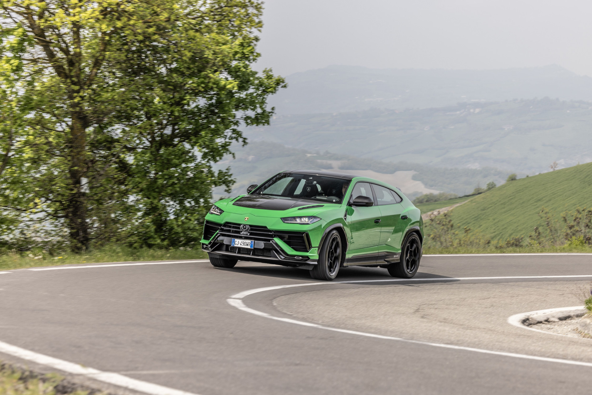 Lamborghini Urus drive2