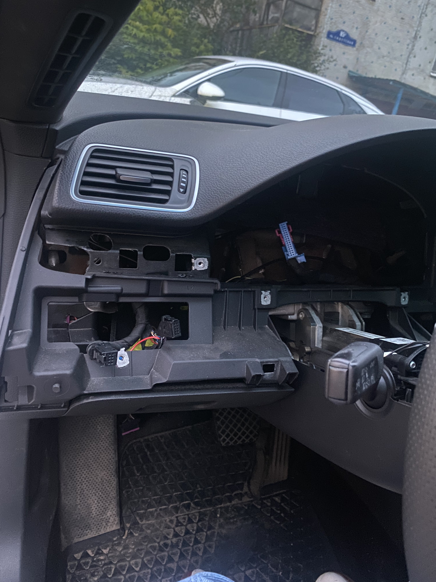 98. Распайка панели приборов. Откат к софту 7хх. — Volkswagen Passat CC ...