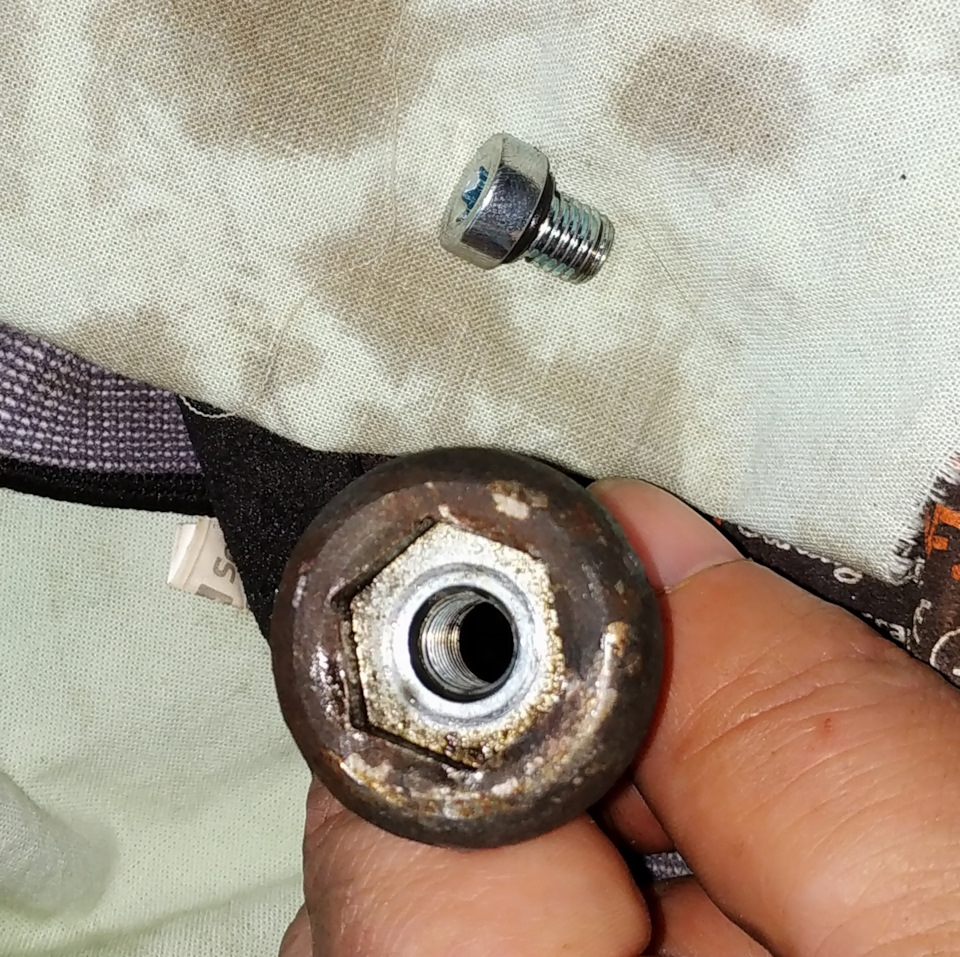 Фото в бортжурнале Volvo XC60 (1G)