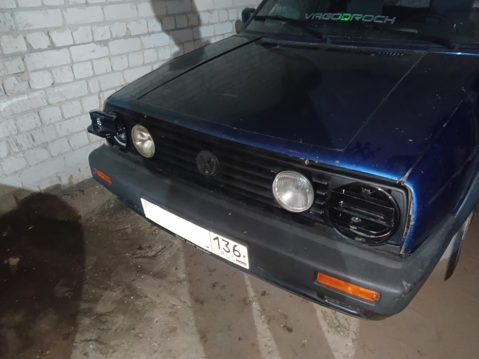 Установка 4 глазой решеткой — Volkswagen Golf Mk2, 1,8 л, 1989 года ...