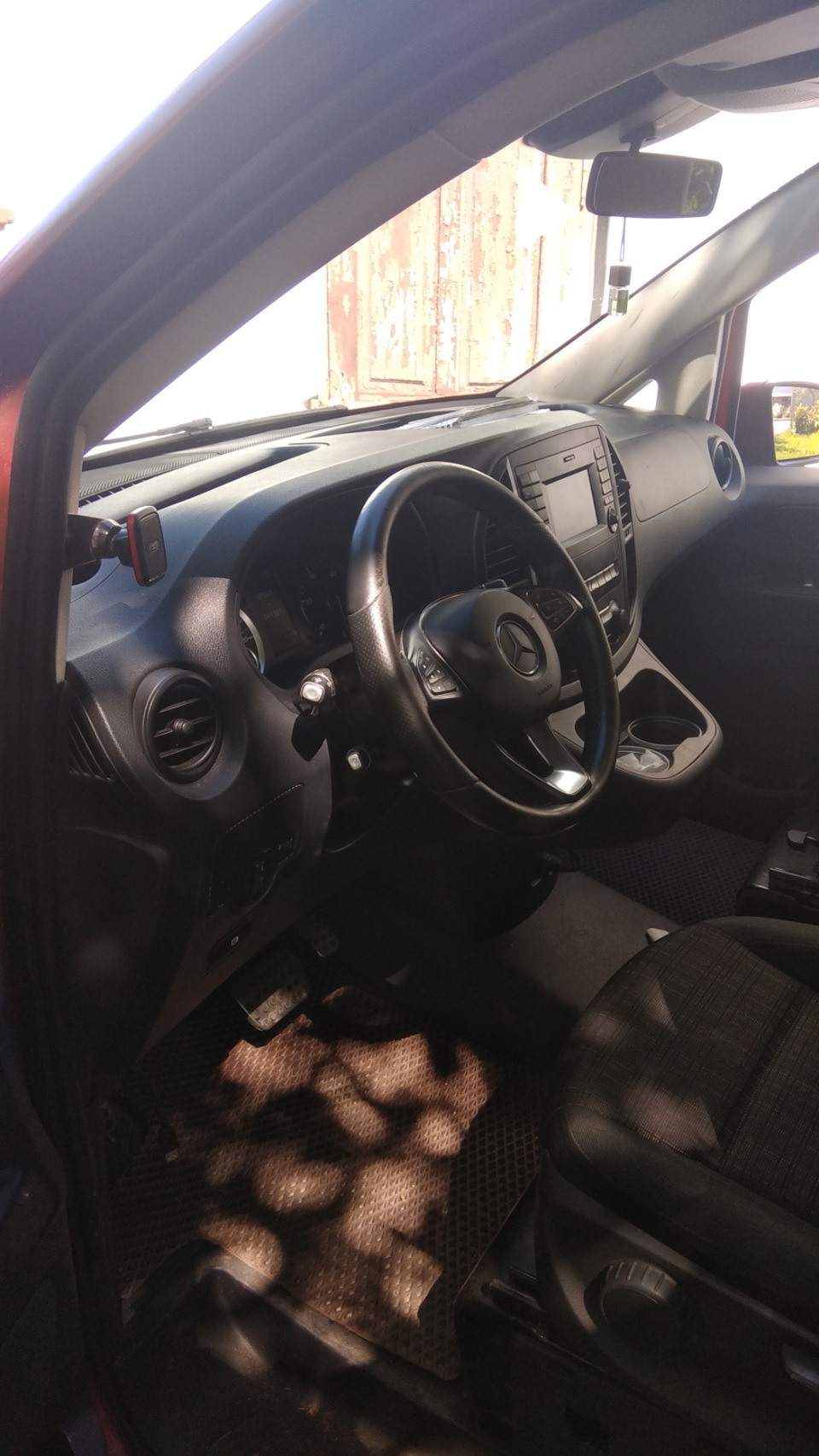 Как снять торпедо панель Vito w447 — Mercedes-Benz Vito (3G), 2,1 л ...