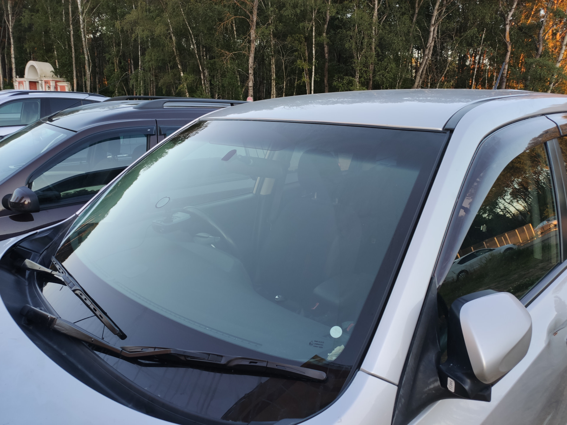 Как крепится запаска на ниссан либерти - 82 фото