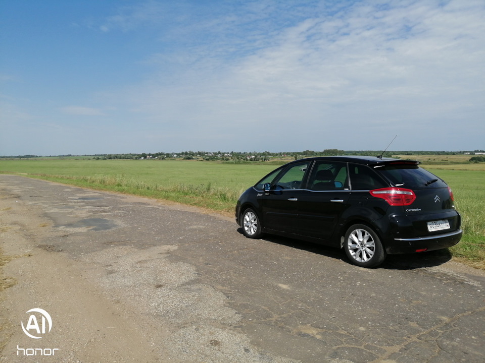 Фото в бортжурнале Citroen C4 Picasso (1G)