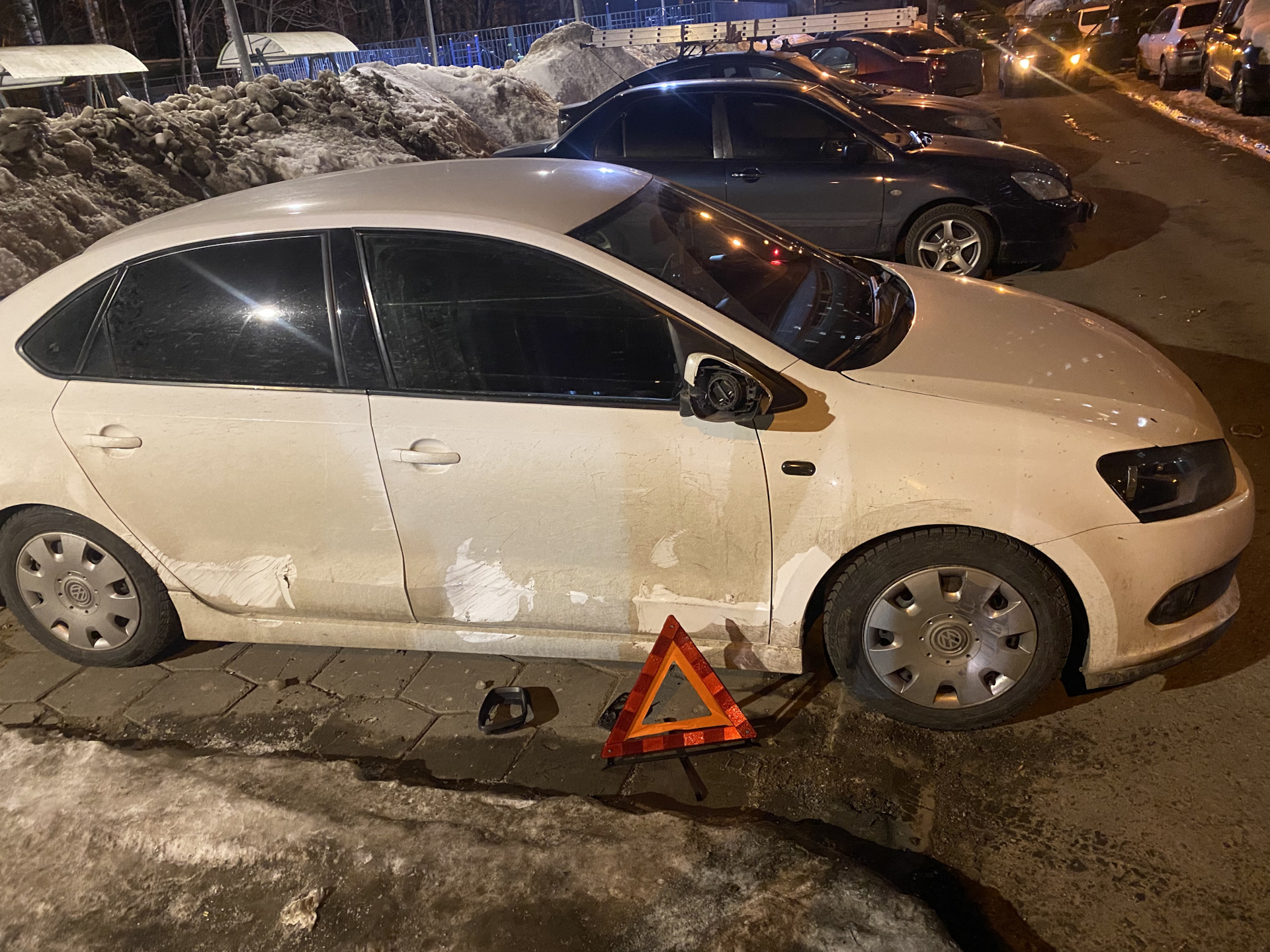 Неприятная ситуация (ДТП) — Volkswagen Polo Sedan, 1,6 л, 2011 года | ДТП |  DRIVE2