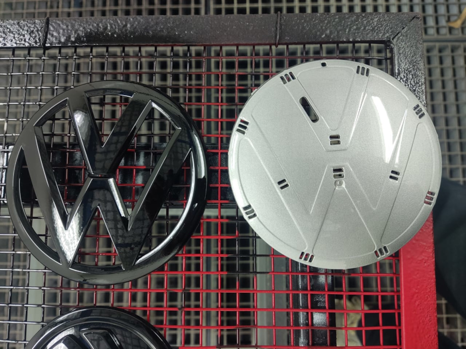 #38 Чёрный глянец ( законченная версия переднего логотипа) — Volkswagen ...