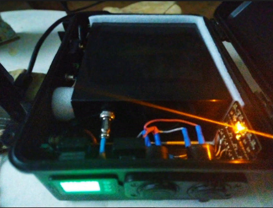 Питание эхолота, электричество в лодке . — Isuzu midi, 2 л, 1995 года ...