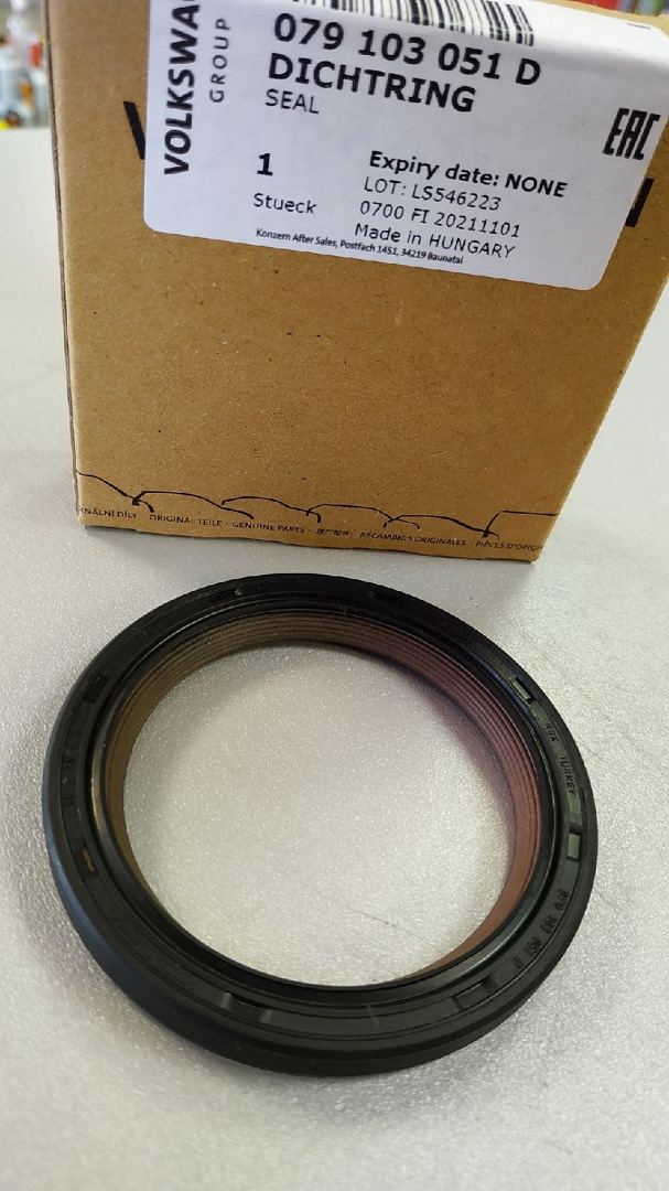 Сальник коленвала передний — Volkswagen Touareg (1G), 3 л, 2008 года ...