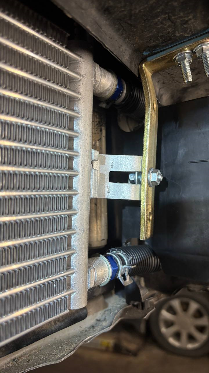 Фото в бортжурнале Toyota Camry (XV70)