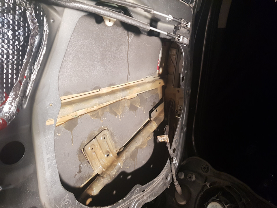Колпачки колесных болтов — Volvo XC60 (1G), 2,4 л, 2013 года ...