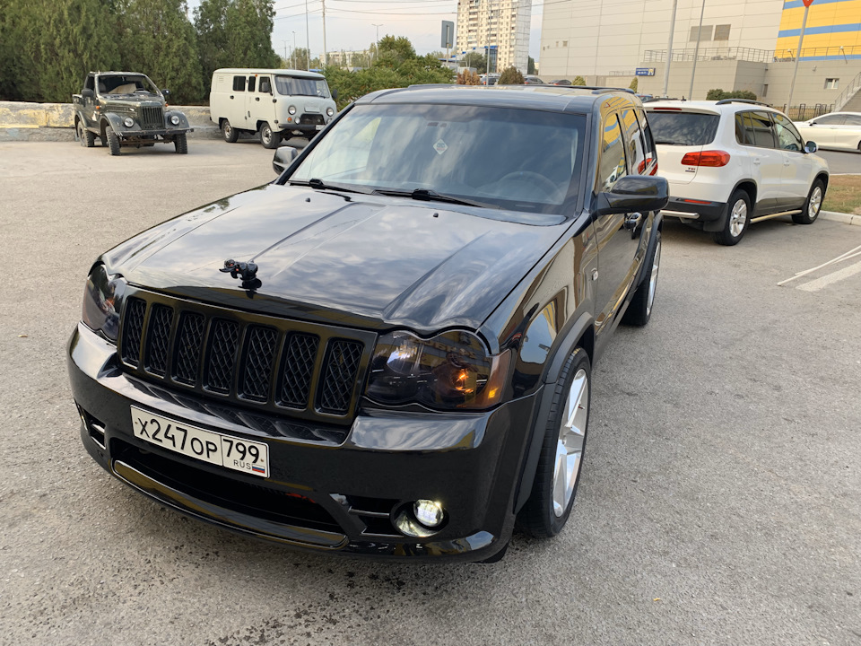 Jeep Grand Cherokee srt8 утка