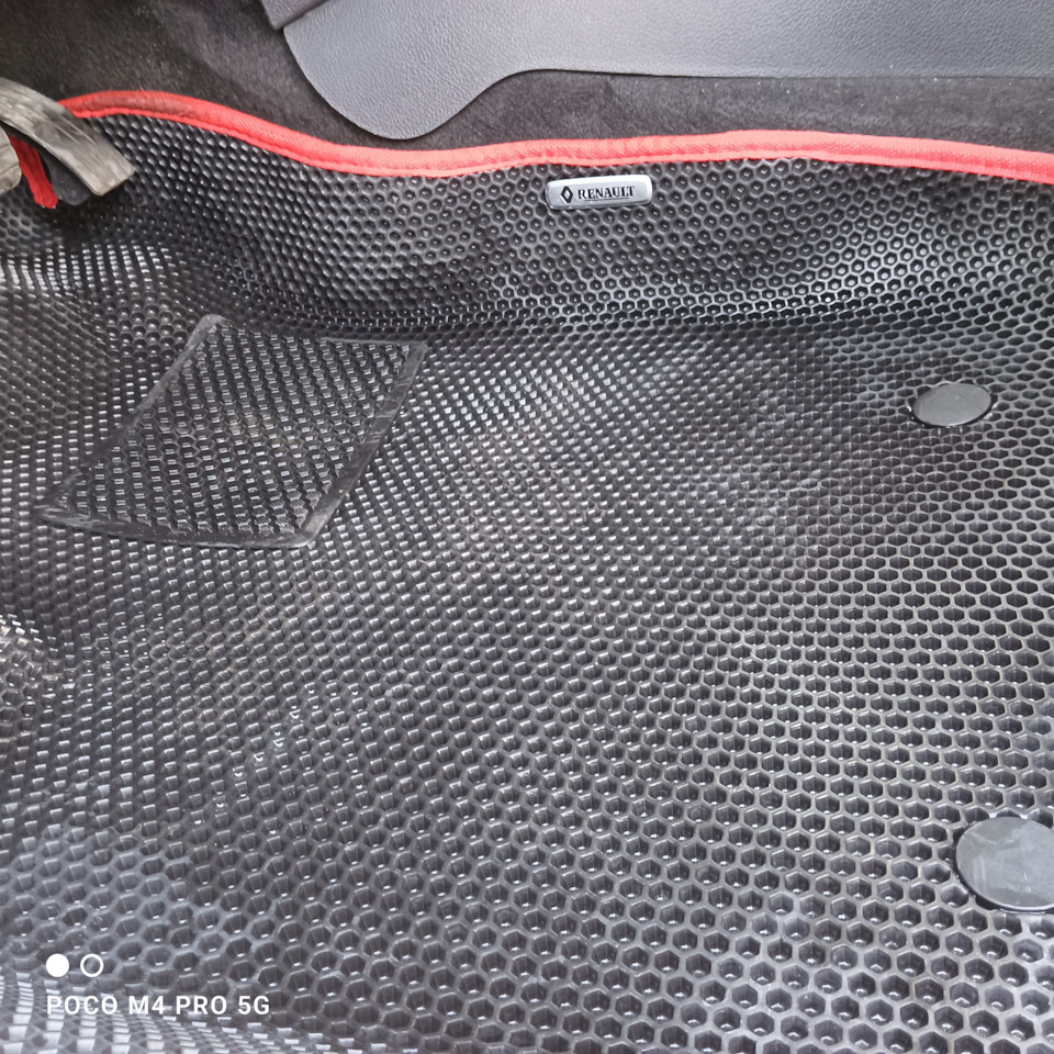 Фото в бортжурнале Renault Sandero 2G