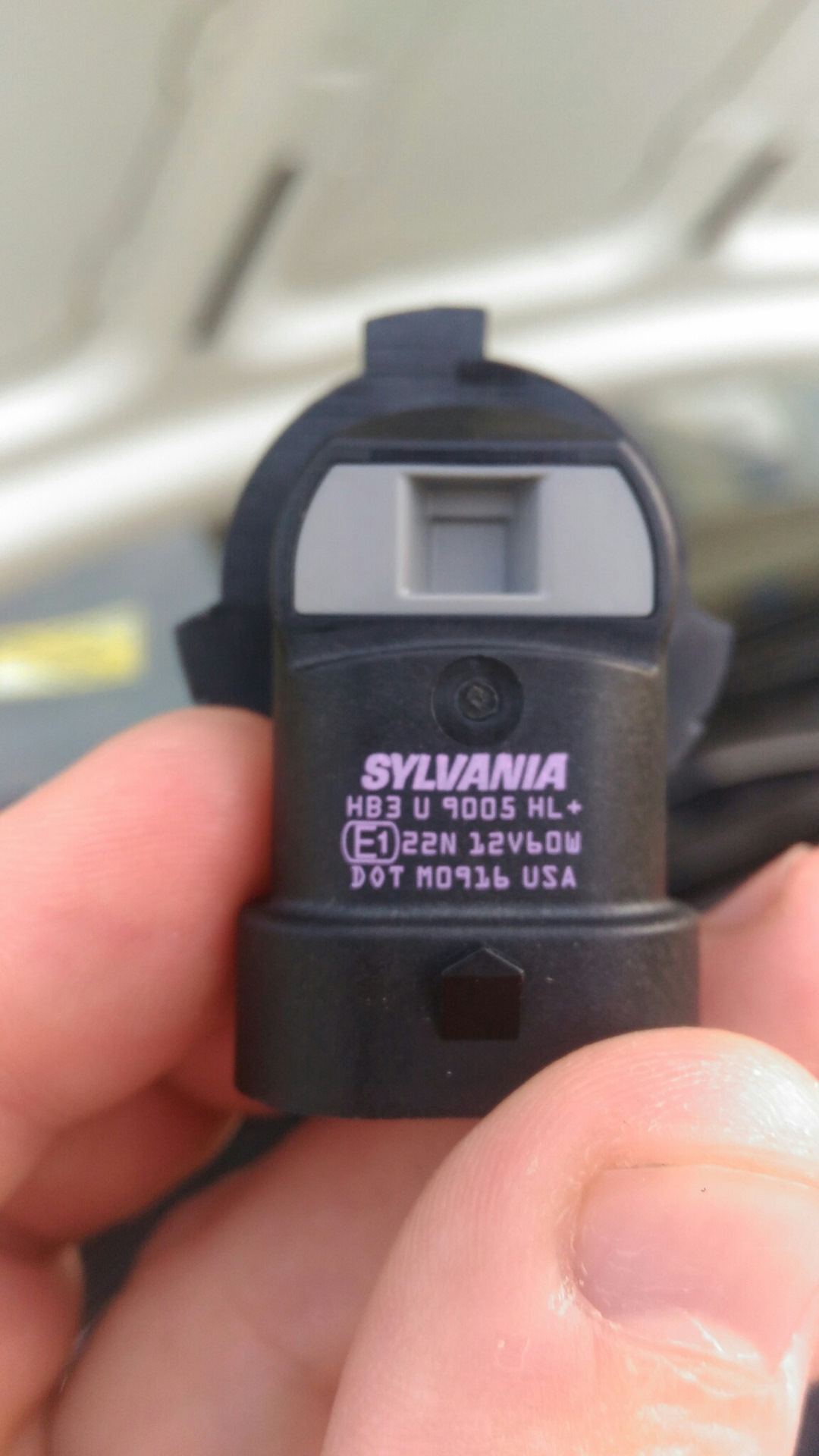 Замена ламп головного света - Hyundai Solaris (2G), 1,6 л, 2017 года расходники 