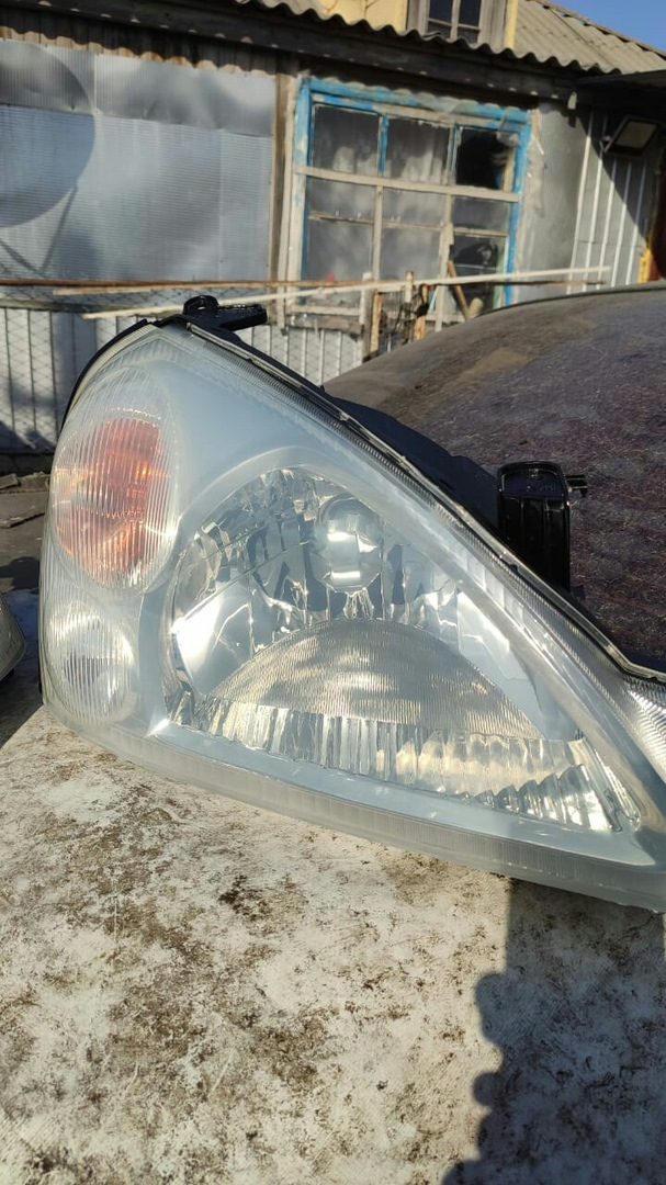 Восстановление прозрачности фар — Suzuki Liana, 1,6 л, 2003 года ...
