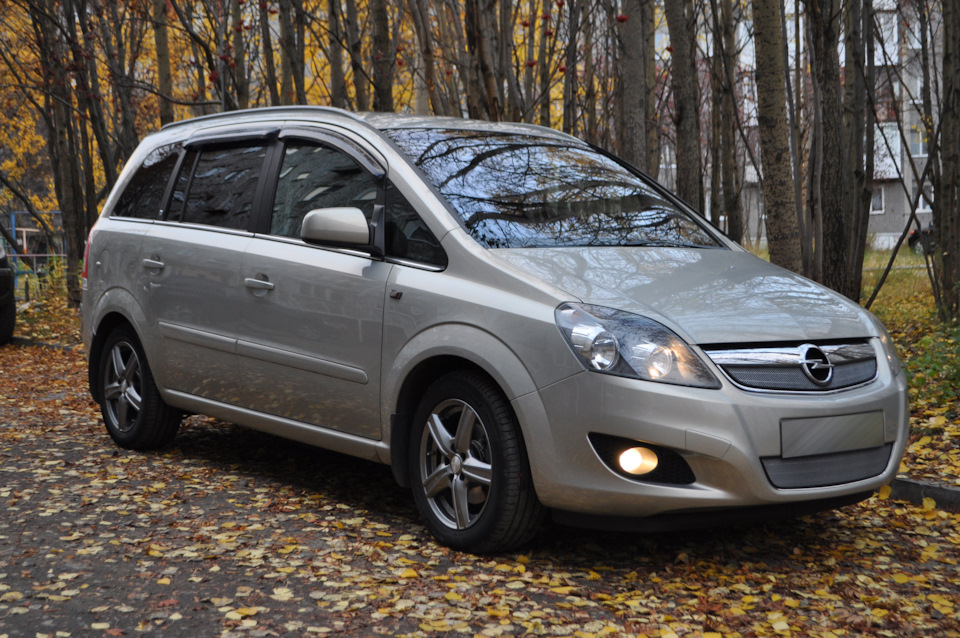 Фото в бортжурнале Opel Zafira B