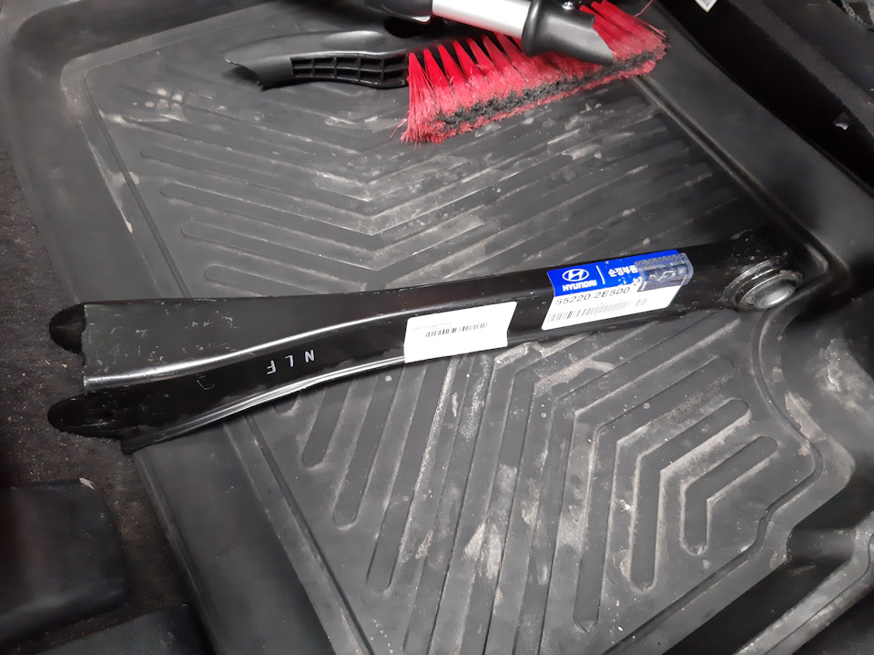 Рычаг задней подвески нижний правый — Hyundai Tucson (JM), 2,7 л, 2006 ...