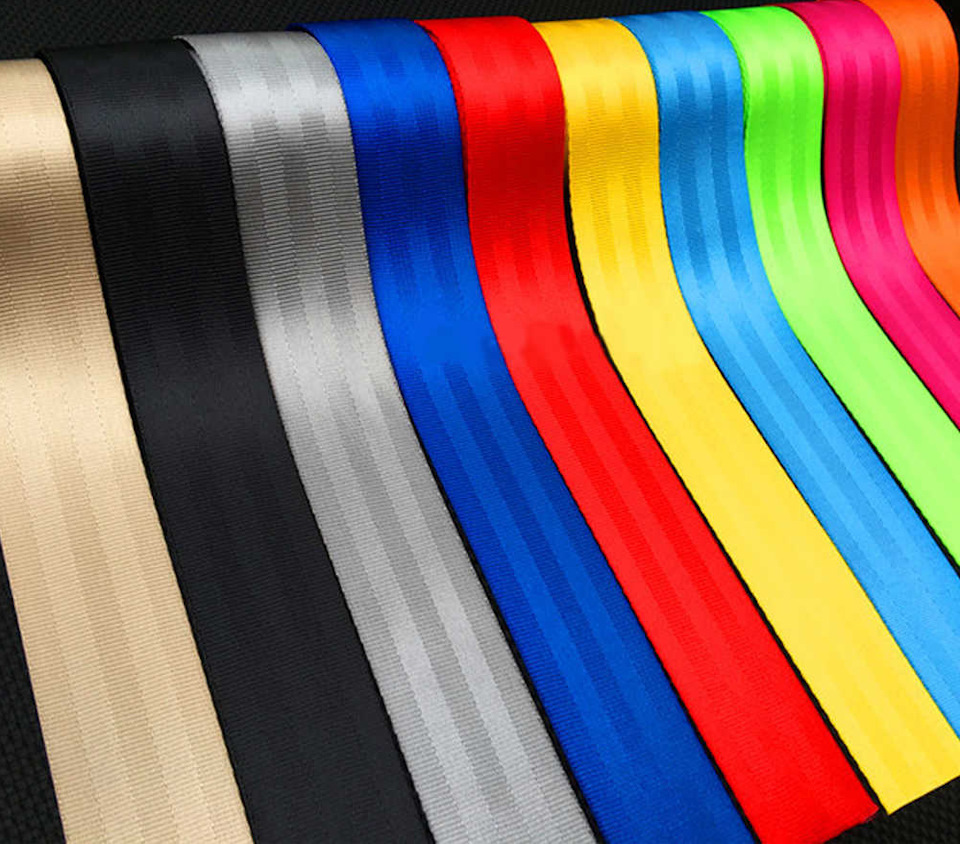 Съем (замена) ленты ремня безопасности — Toyota Corolla Levin (AE100 ...