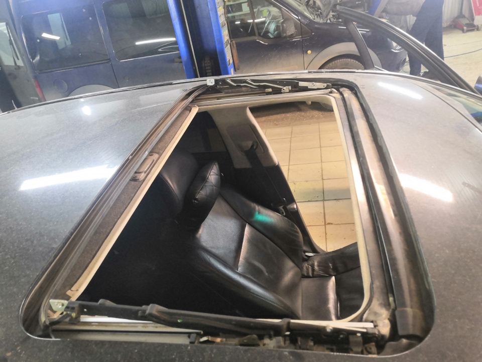 Замена люка. — Lexus LS (USF40/41), 4,6 л, 2007 года | запчасти | DRIVE2