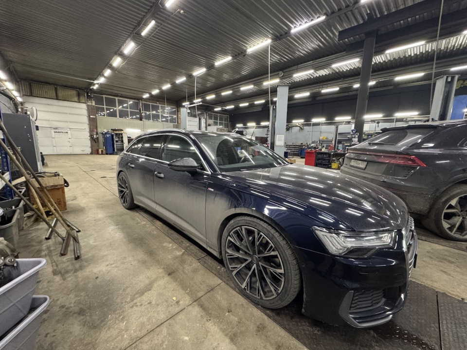 Фото в бортжурнале Audi A6 Avant (C8)