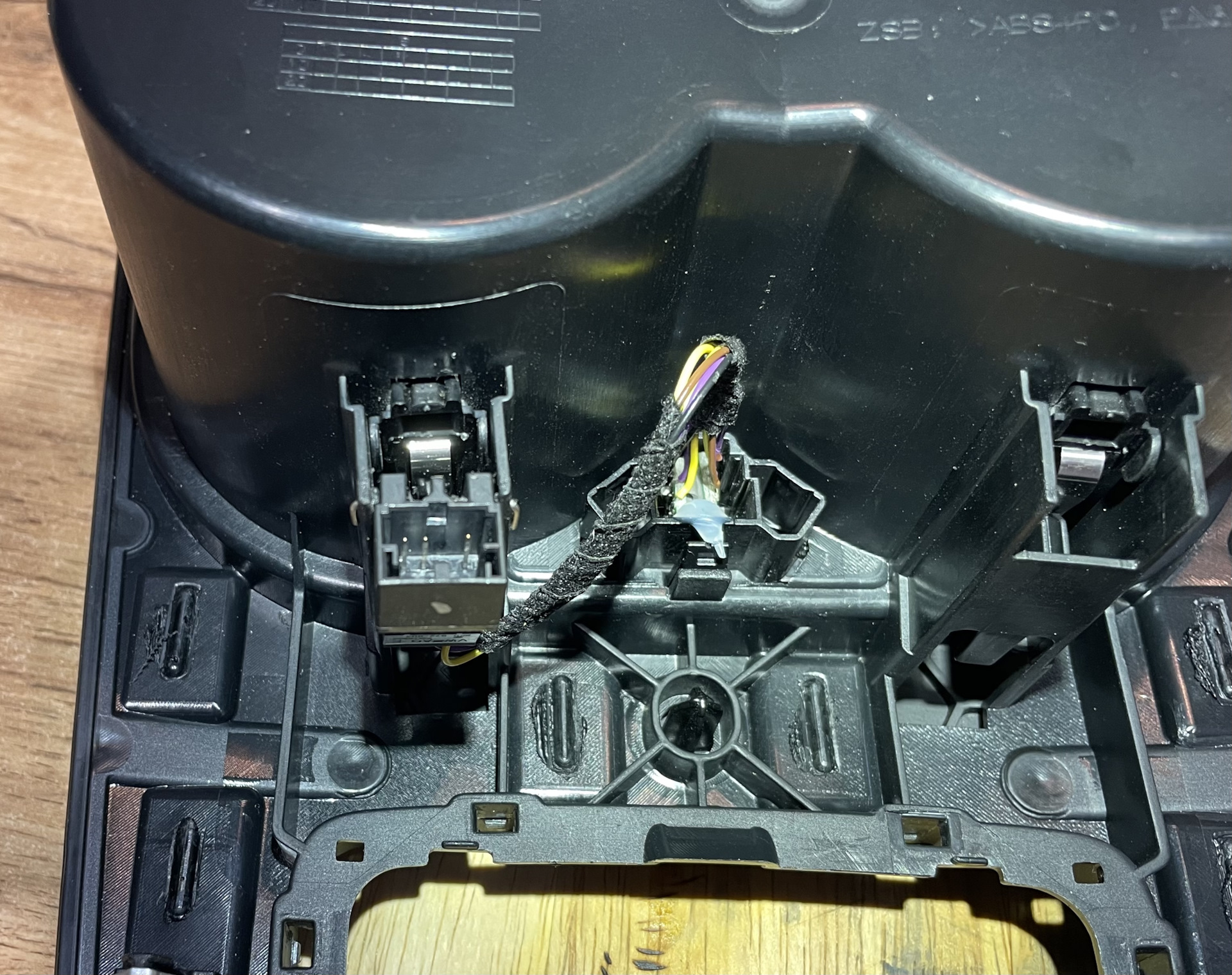 почти OEM цветная ambient подсветка салона audi a3 8v — Audi A3 Sedan ...