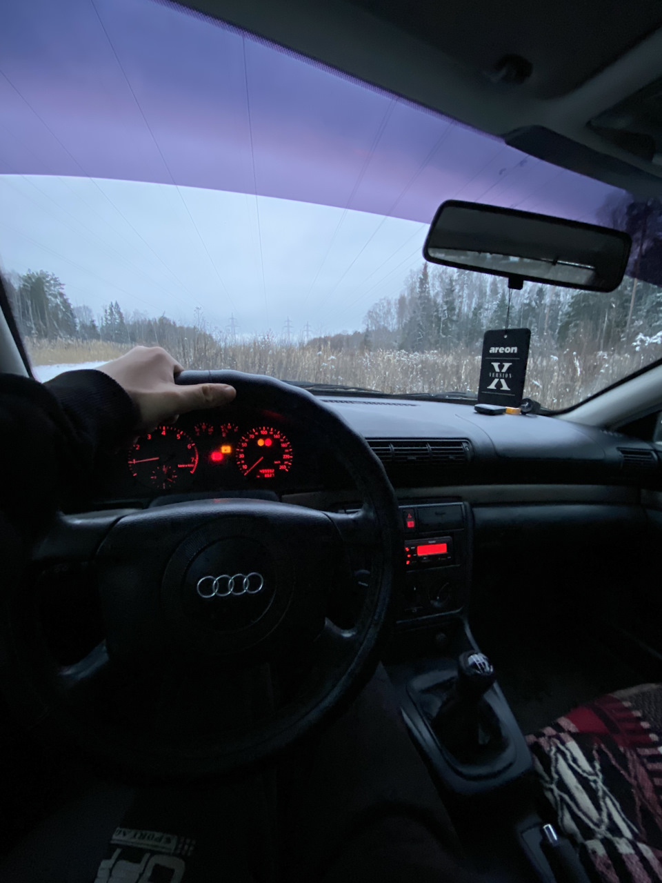 Родной пробег 500000 юбилей 🤪😁 — Audi A4 (B5), 1,6 л, 1997 года | просто  так | DRIVE2