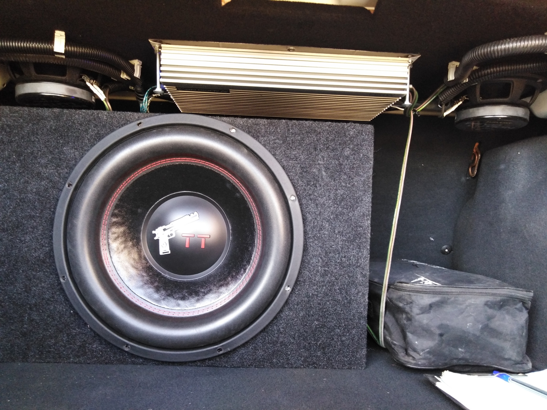 авито сабвуфер в машину бу