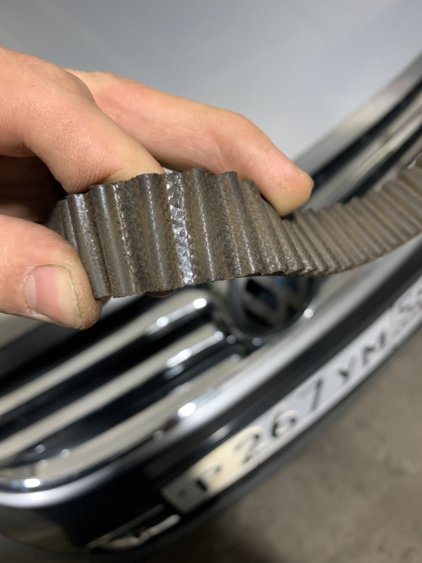 Замена зубчатого ремня ТНВД — Volkswagen Touareg (1G), 3 л, 2008 года ...