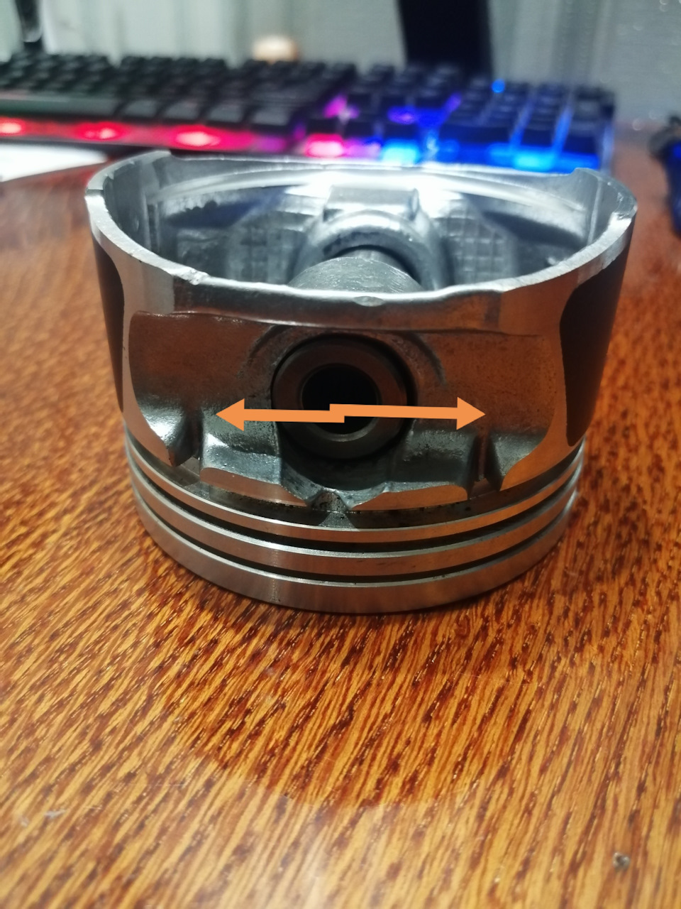 Нужен совет. Лювт пальца в поршне. — Daewoo Lanos, 1,6 л, 2002 года ...