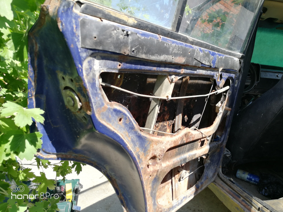 Установка бесшумных замков от приоры на ваз классика 2104 часть 1 ...