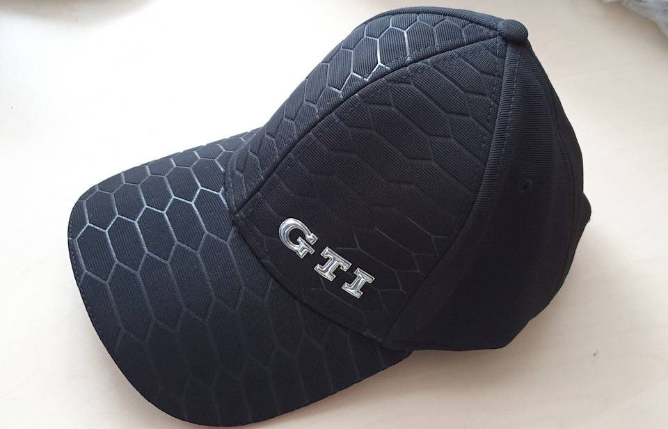 Бейзболка GTI🧢 — Volkswagen Golf GTI Mk7, 2 л, 2017 года | аксессуары ...