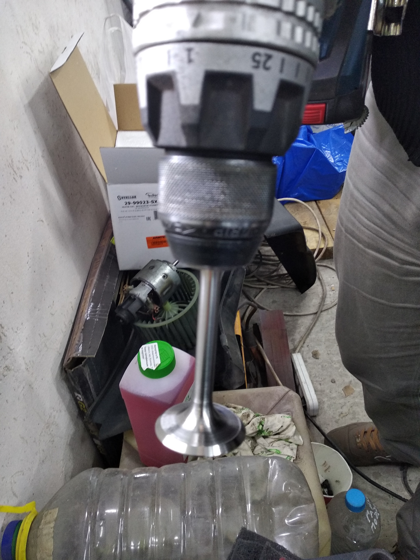 Двигатель Ауди 100 с3 1.8 8v! Чистка клапанов от нагара! Часть 4 ...