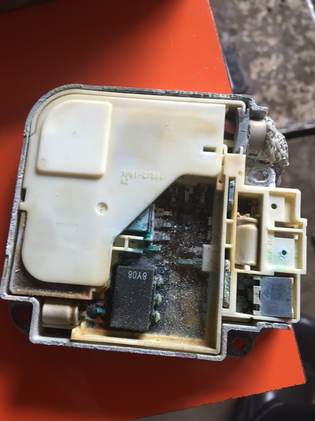 Чем может обернуться езда без переднего бампера или замена блока ...