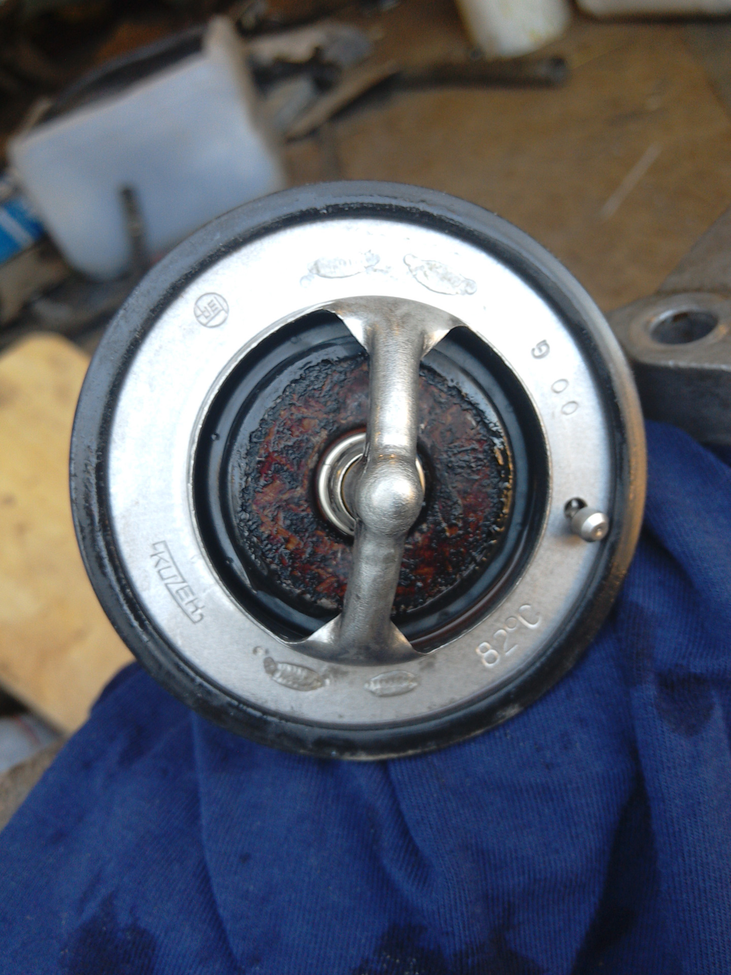 Как подключить внешний и выносной микрофон к магнитоле в автомобиле ...